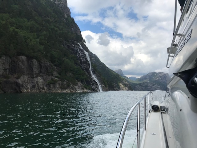 My Elise - Henganefossen Lysetur, MY Elise, Lysefjorden, cruise, båttur, boat trip, Blåtur
